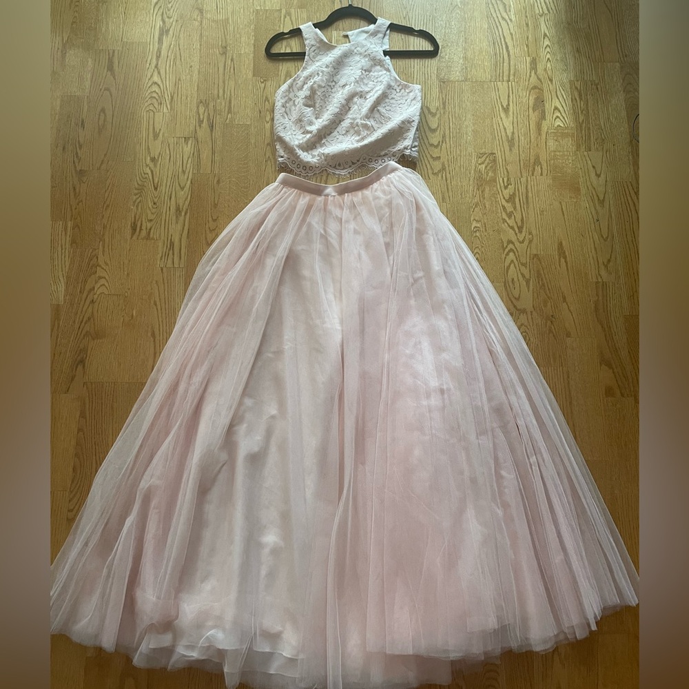 Revelry bridesmaid dress - 2 piece, blush pink, tulle & lace, sz 6